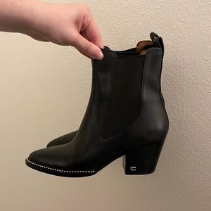 Coach Pierce Black Leather Studded Pointed Toe Ankle Boots Size 8